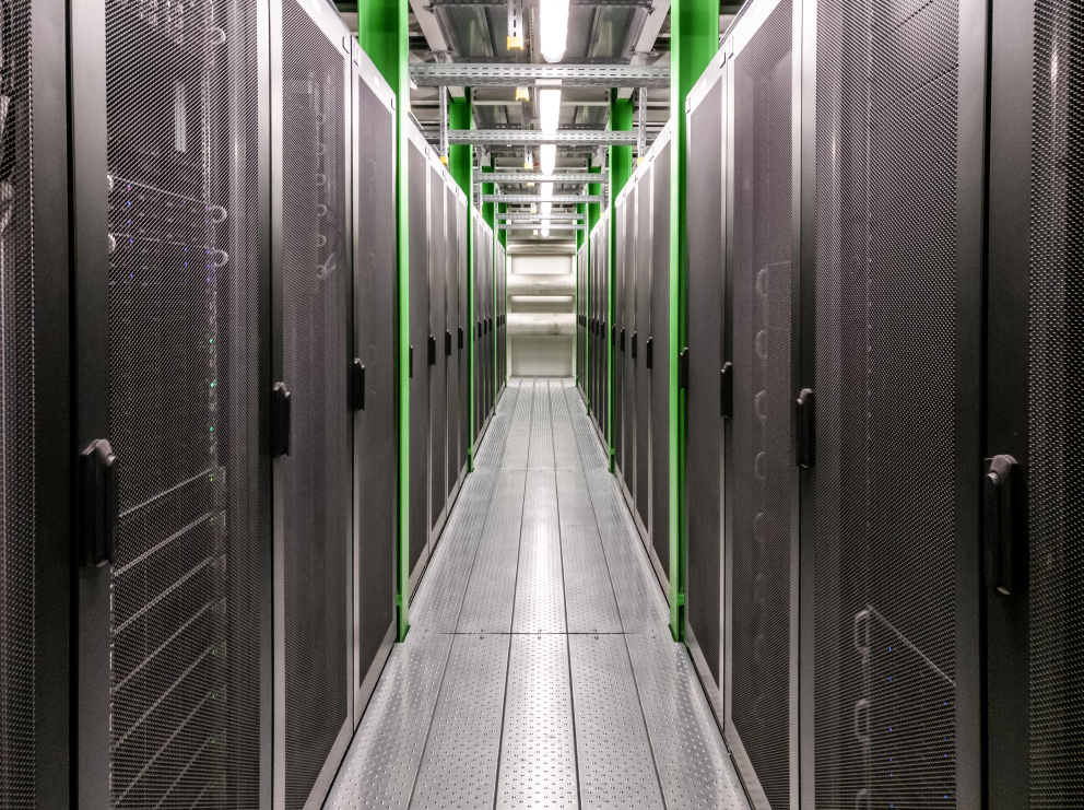 5 Uses of Upgrading To a Dedicated Server